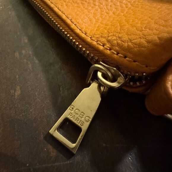 BCBG Paris Autumn “Basketball” Orange Adjustable CrossBody Hobo Bag - Picture 11 of 14